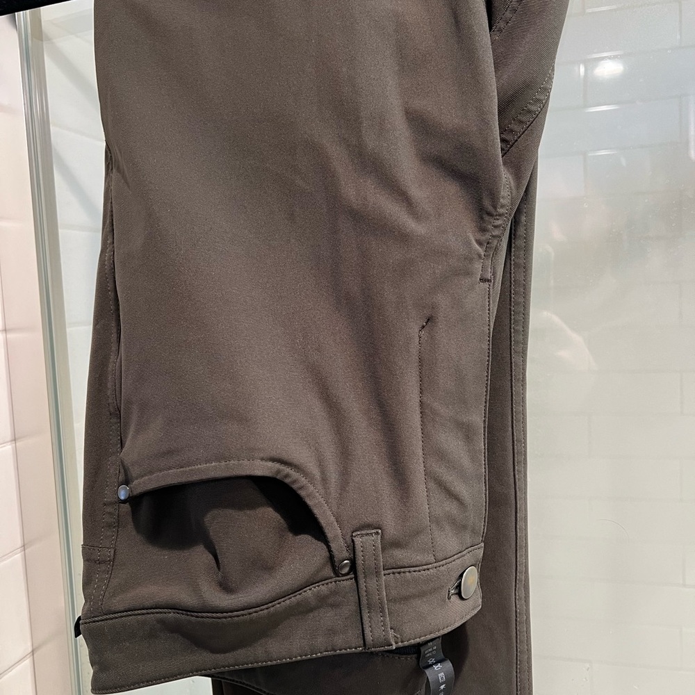 lululemon athletica Men's Chinos - Dark Olive